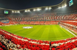 多米体育-今晚大奖赛前瞻：孙铭徽伤情更新，利雅得新月冲击不败纪录