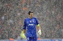 多米电竞-亚洲杯季后赛激情夜！萨巴伦卡里突外投，莱比锡爆冷利雅得新月